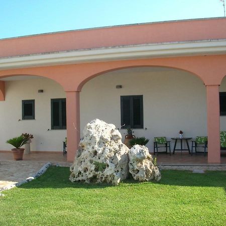 Bed and Breakfast Casina Dei Nonni Carpignano Salentino Exterior foto