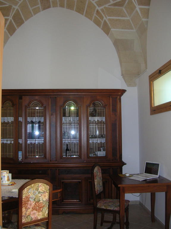 Bed and Breakfast Casina Dei Nonni Carpignano Salentino Exterior foto